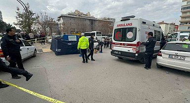 Otomobille çarpışan motosikletten savrulan liseli hayatını kaybetti