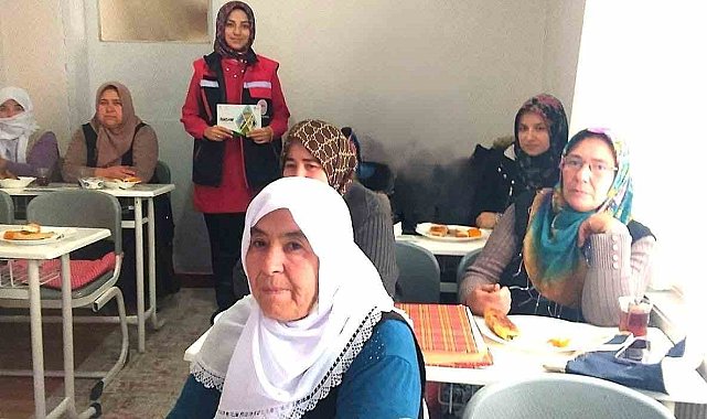 Otuza yakın kadına çiftçi eğitimi verildi