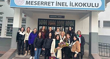 Oyuncu Sanem Yelez Akpınar, öğrenci velileriyle bir araya geldi