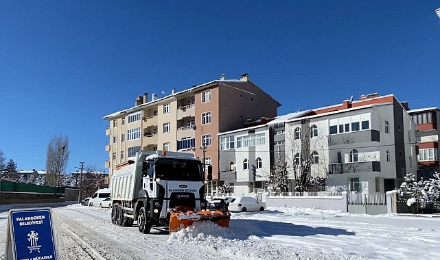 Palandöken Belediyesi karla mücadelede sahada