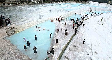 Pamukkale 2026'yı dolu dolu karşılıyor