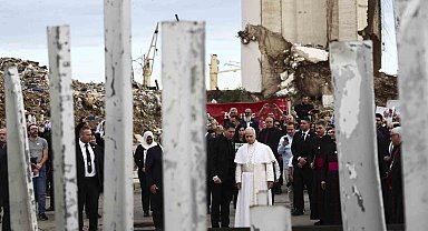 Papa 14'üncü Leo'dan Beyrut'ta 150 bin kişinin katılımıyla ayin