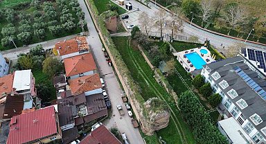 Papa ziyaret etti, sit alanındaki arsalar değerlendi