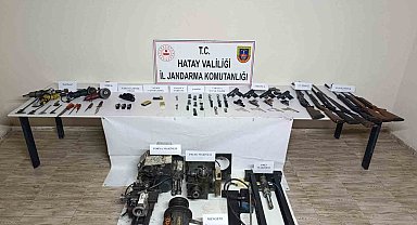 Payas'ta evini silah yapım atölyesine çeviren şahsa suçüstü