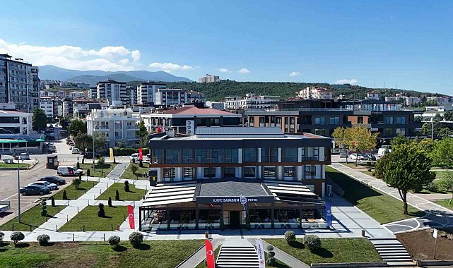Petek Genç Dijital Gençlik Merkezi'nde kurslar devam ediyor