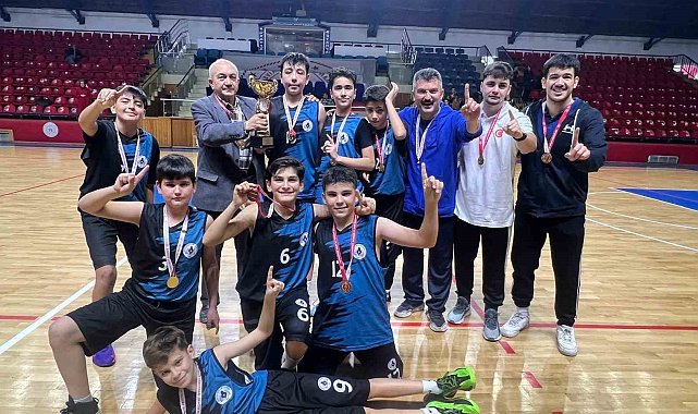 Potada Kütahya'nın zirvesi Zafertepe
