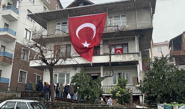 "Amca babam şehit oldu, başımız sağ olsun"