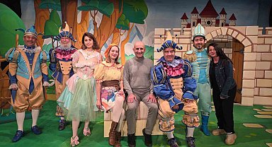 "Her Çocuğa Bir Tiyatro, Her Kalbe Kitap Sevgisi"