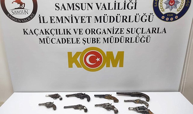 "Kayıp" denilen kültür varlığı tabancalar evlerden çıktı: 13 silah ele geçirildi