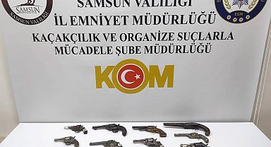 "Kayıp" denilen kültür varlığı tabancalar evlerden çıktı: 13 silah ele geçirildi