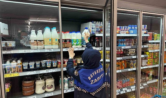 Raflarda bulunan tarihi geçmiş ürünler imha edildi