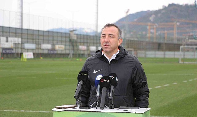 Recep Uçar: "Hücuma dönük bir orta saha bakıyoruz"