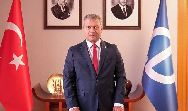 Rektör Adıgüzel'in 15 Aralık Dünya Türk Dili Ailesi Günü mesajı