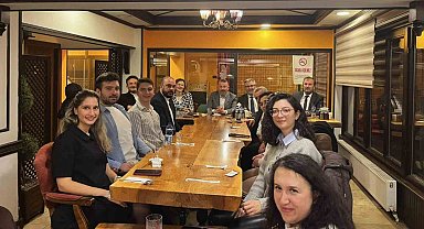 Rektör Kırışık, Diş Hekimliği Fakültesinin yeni akademisyenleriyle buluştu