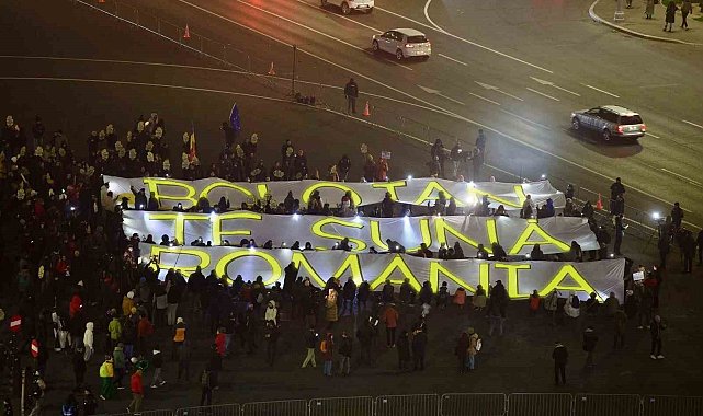 Romanya'da yargı reformu talebiyle protestolar devam ediyor