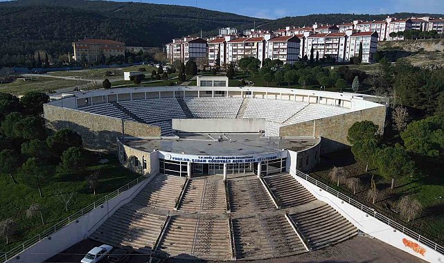 Şadan Gökovalı Açık Hava Tiyatrosu yenileniyor