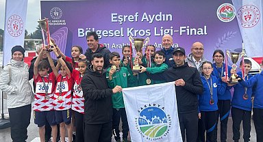 Sakarya Büyükşehir atletleri rekor kırıyor