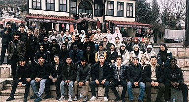 Sakarya'da öğrenciler tarihi ve doğal mekanları keşfetti