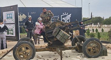 Şam'da "Suriye Devrimi Askeri Fuarı" ziyaretçilere kapılarını açtı