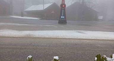 Samanlı Dağları'nın zirvesinde kar yağışı devam ediyor