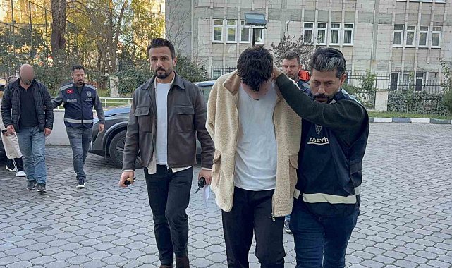 Samsun'da genç kızın 4'üncü kattan atlayıp ölmesiyle ilgili 4 kişi adliyeye sevk edildi