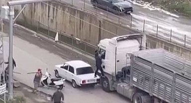 Samsun'da tır şoförüne sopayla saldırdılar