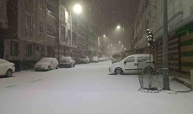 Şanlıurfa'da yoğun kar yağışı