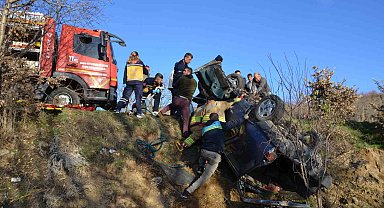 Şarampole uçan otomobilin sürücüsü yaralandı