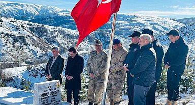 Şehit Piyade Sözleşmeli Er Emrah Gündüz dualarla anıldı