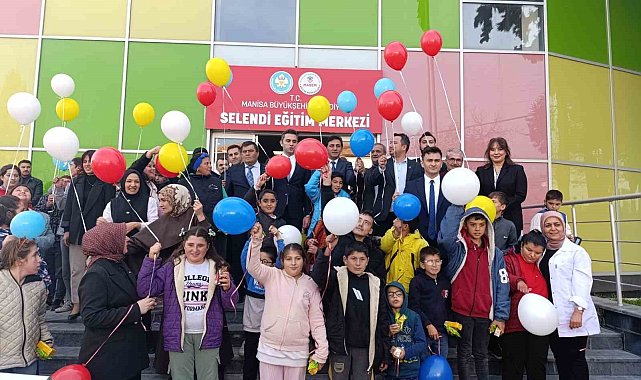 Selendi'de 3 Aralık Dünya Engelliler Günü kutlandı