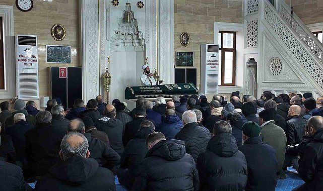 Servis kazasında hayatını kaybeden şoför, son yolculuğuna uğurlandı