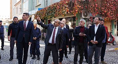 Sındırgı'da depremin yaraları sarılıyor