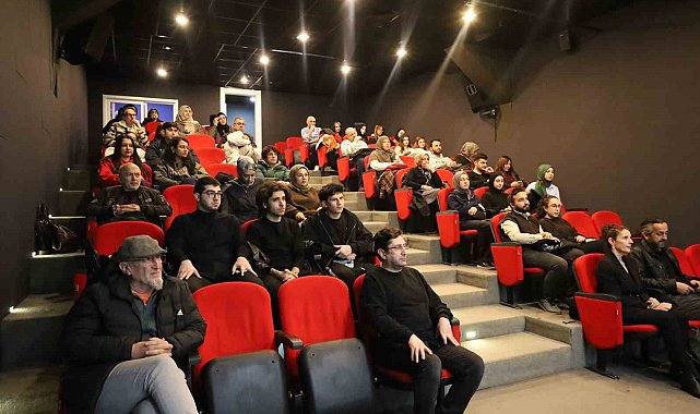 Sinemaseverler OSM'de buluştu