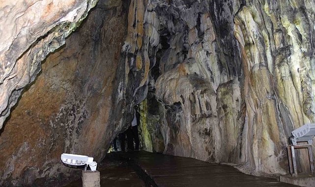 Sinop Ayancık İnaltı Mağarası'nda ziyaretlere kış molası