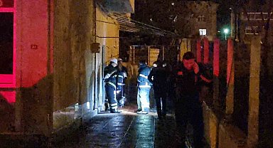 Sinop'ta kömürlük yangını korkuttu