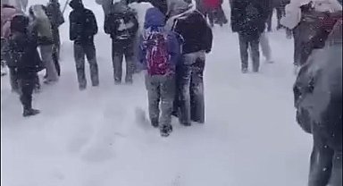 Şırnak okullar bölgesinde öğrenciler mahsur kaldı