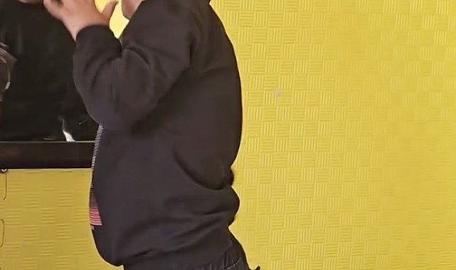 Şırnak'ta Down sendromlu minik yıldızın ritmi yürekleri ısıttı