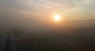 Sisle örtülen Eskişehir'de göz gözü görmüyor