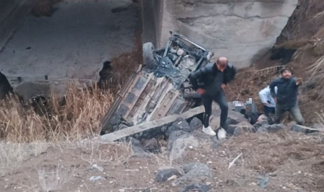 Sivas'ta trafik kazası: 1 ölü, 2 yaralı