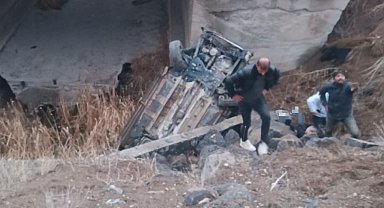 Sivas'ta trafik kazası: 1 ölü, 2 yaralı