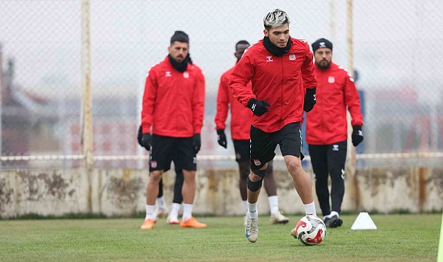 Sivasspor'da Bandırma maçı hazırlıkları sürüyor