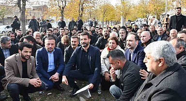 Siverek'te yürek burkan protesto: Eşimin acısı son olsun, bu yolu kaldırın!
