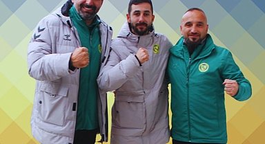 Söğütspor teknik heyet ile yollarını ayırdı