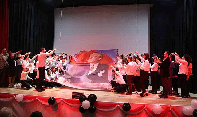 Söke'de özel öğrencilerin gösterileri ayakta alkışlandı