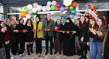 Sultangazi'de meslek edindirme kursunu bitirdi hayaline kavuştu