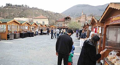 Talas'ta bu pazar 'Maharetli Eller' günü