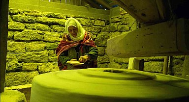 Tarihi değirmenler dönüyor, mısır unu gurbet yollarına çıkıyor