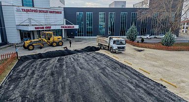 Taşköprü Belediyesi hastane otoparkını sıcak asfaltla buluşturdu