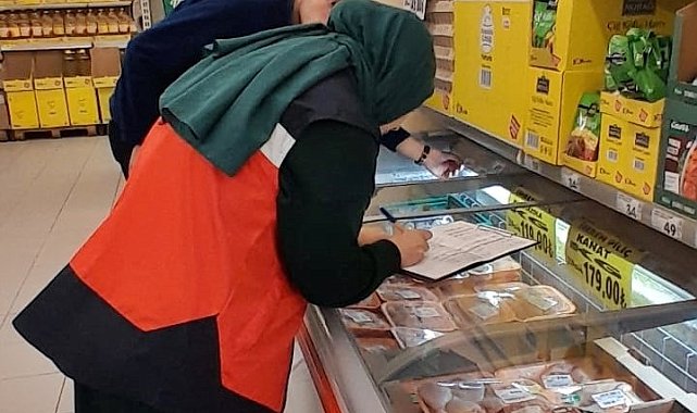Tavşanlı'da marketlerde fiyat takibi denetimleri sürüyor