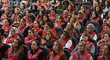 Tekirdağ'da kadın polisler "Kadın Yasal Hakları Eğitimi" konferansında bilgilendirildi